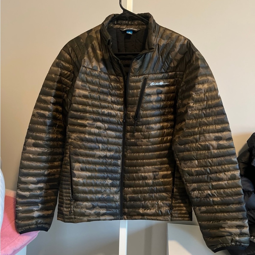 Eddie Bauer Down Jacket Men’s Small Camouflage Com